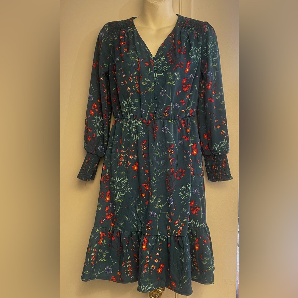 🚨New NY Collection Printed Smocked Sleeve Midi Dress - Picture 2 of 6